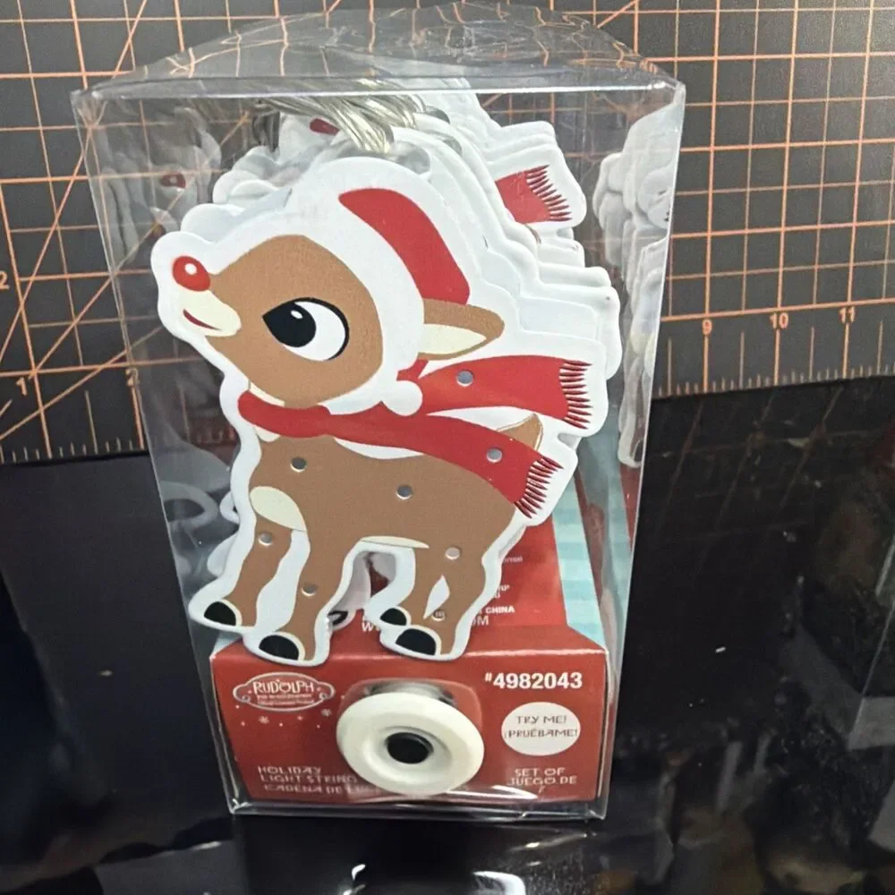 Rudolph Red-Nosed Reindeer 7 LED Battery Christmas String Lights 44